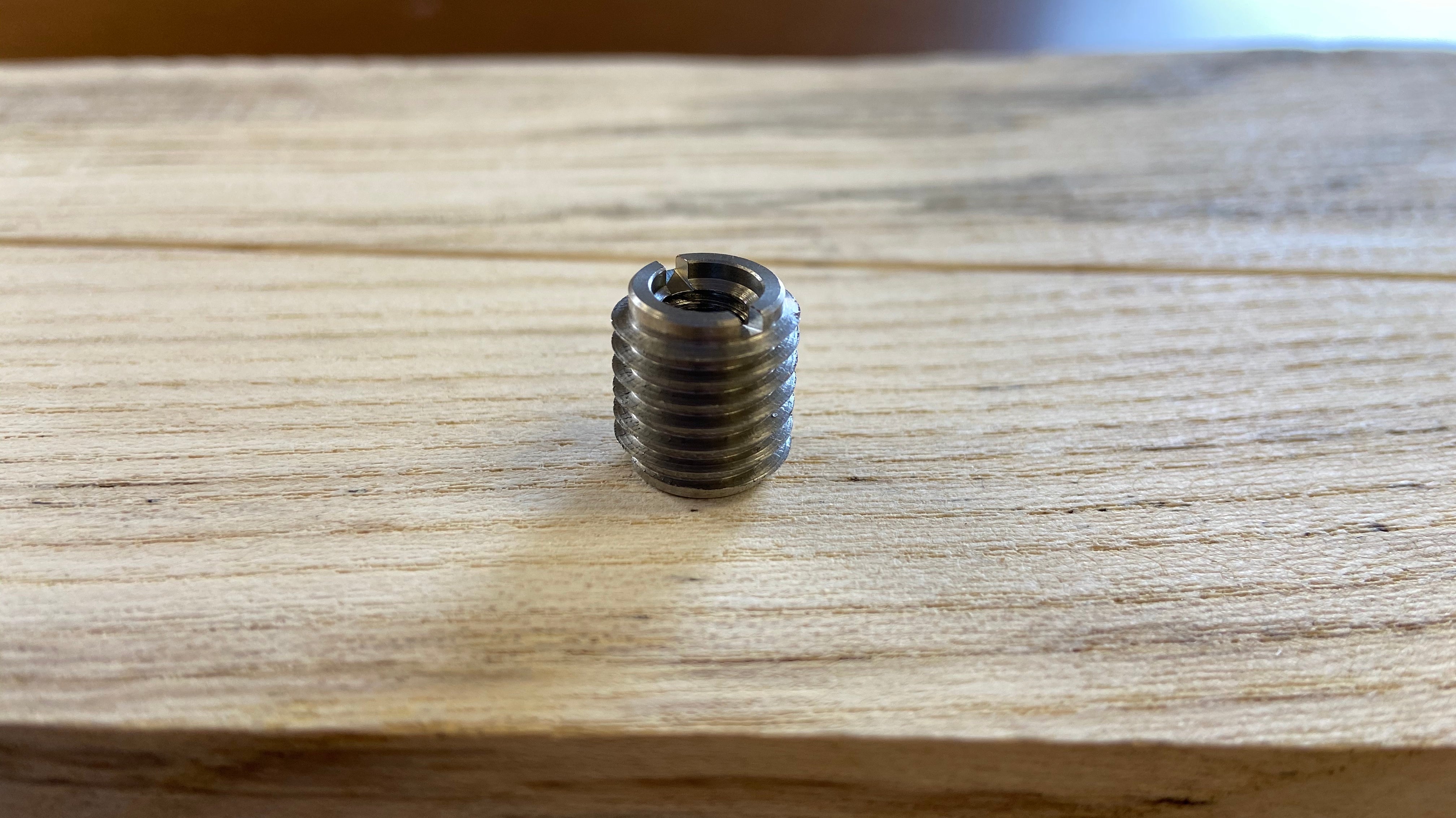 Mounting Legs with Insert Nuts