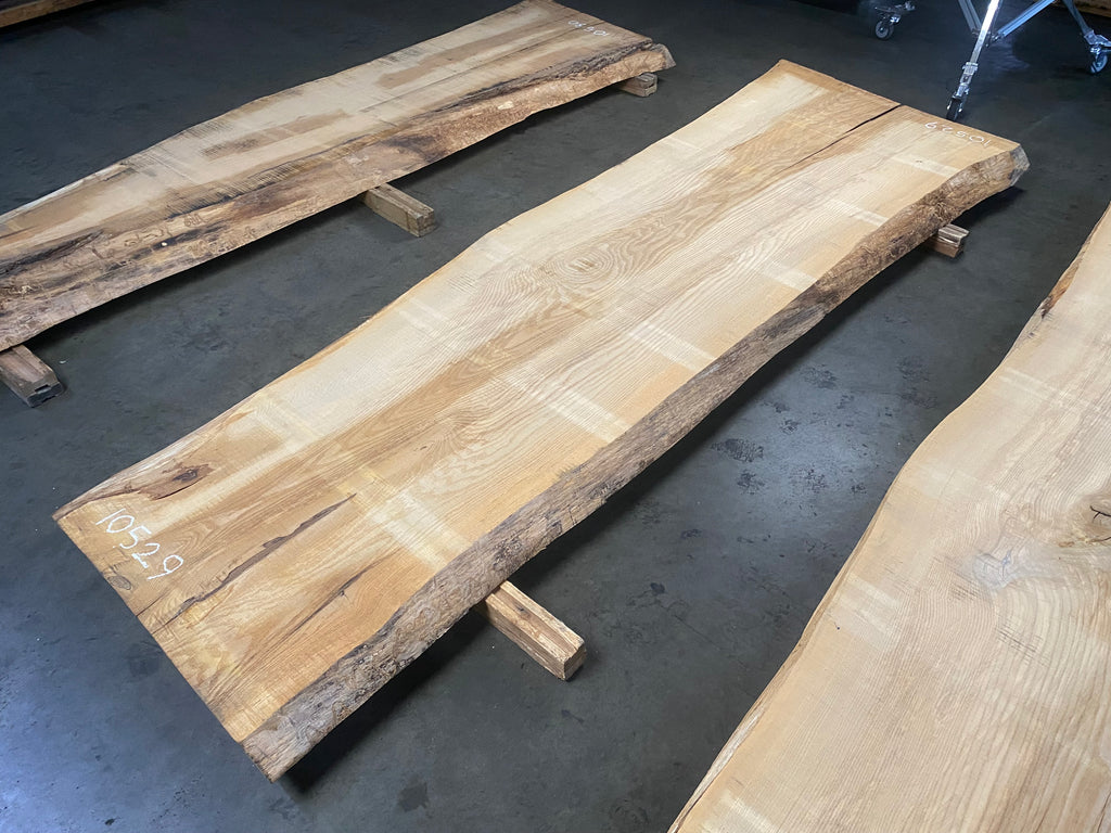 White Oak 10529 (123.5'' x 34"-44" x 3'')