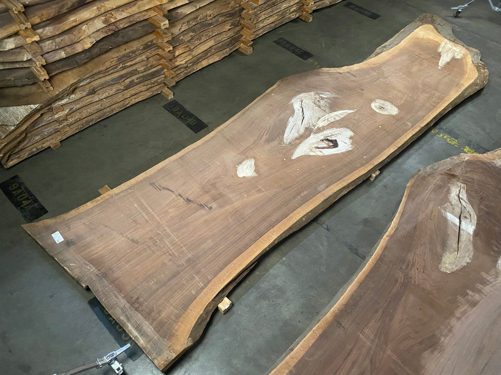 Black Walnut 20201 (192'' x 45"-58" x 3'')