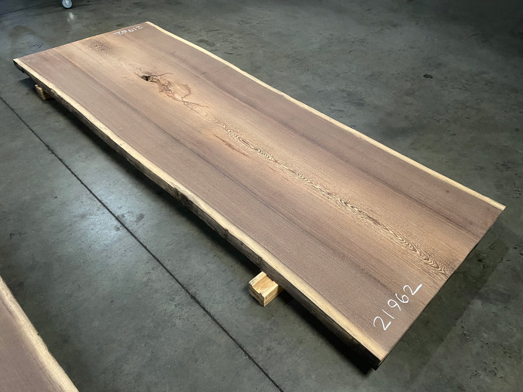 Wenge 21962 (110.75'' x 38.5"-40.5" x 2'')