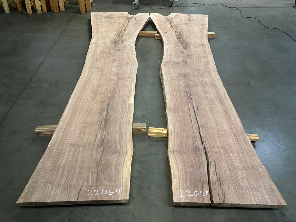 Oregon Black Walnut #22058 (154.5" x 28"- 45" x 2.1875")