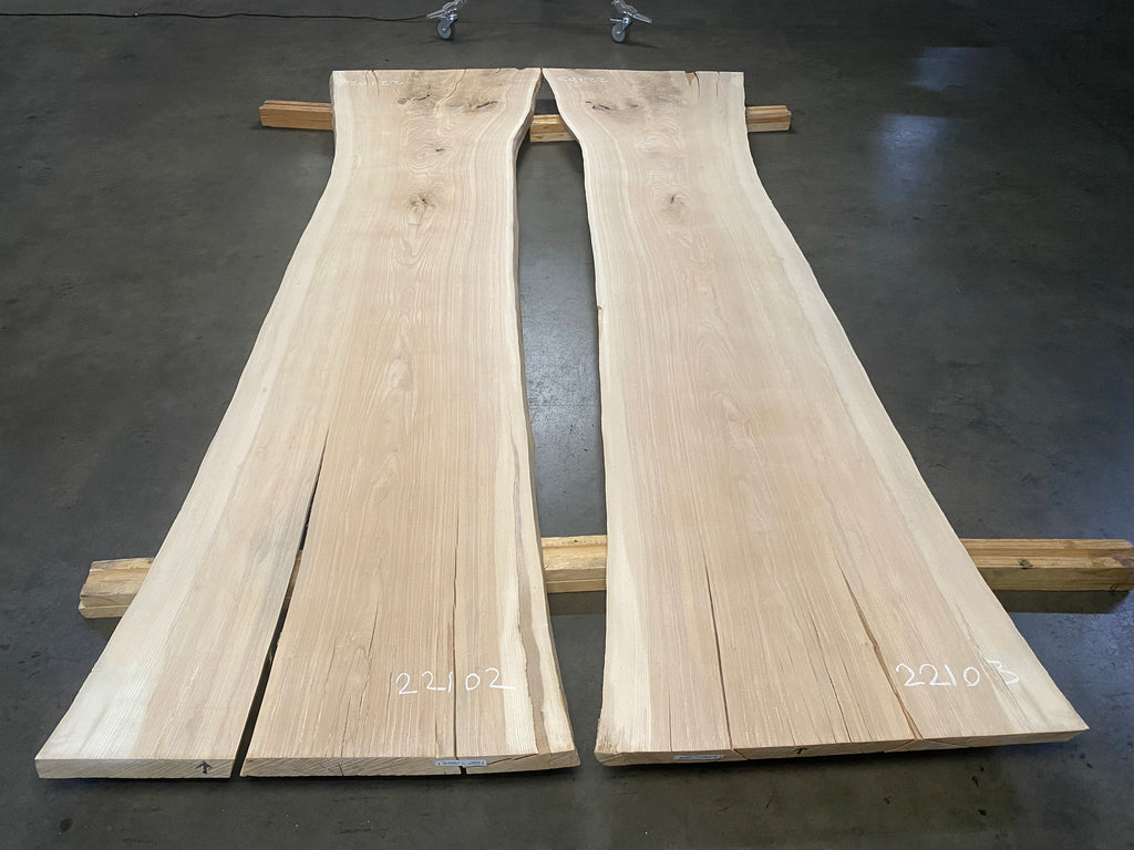 Ash 22102 (119'' x 25"-34" x 1.875'')